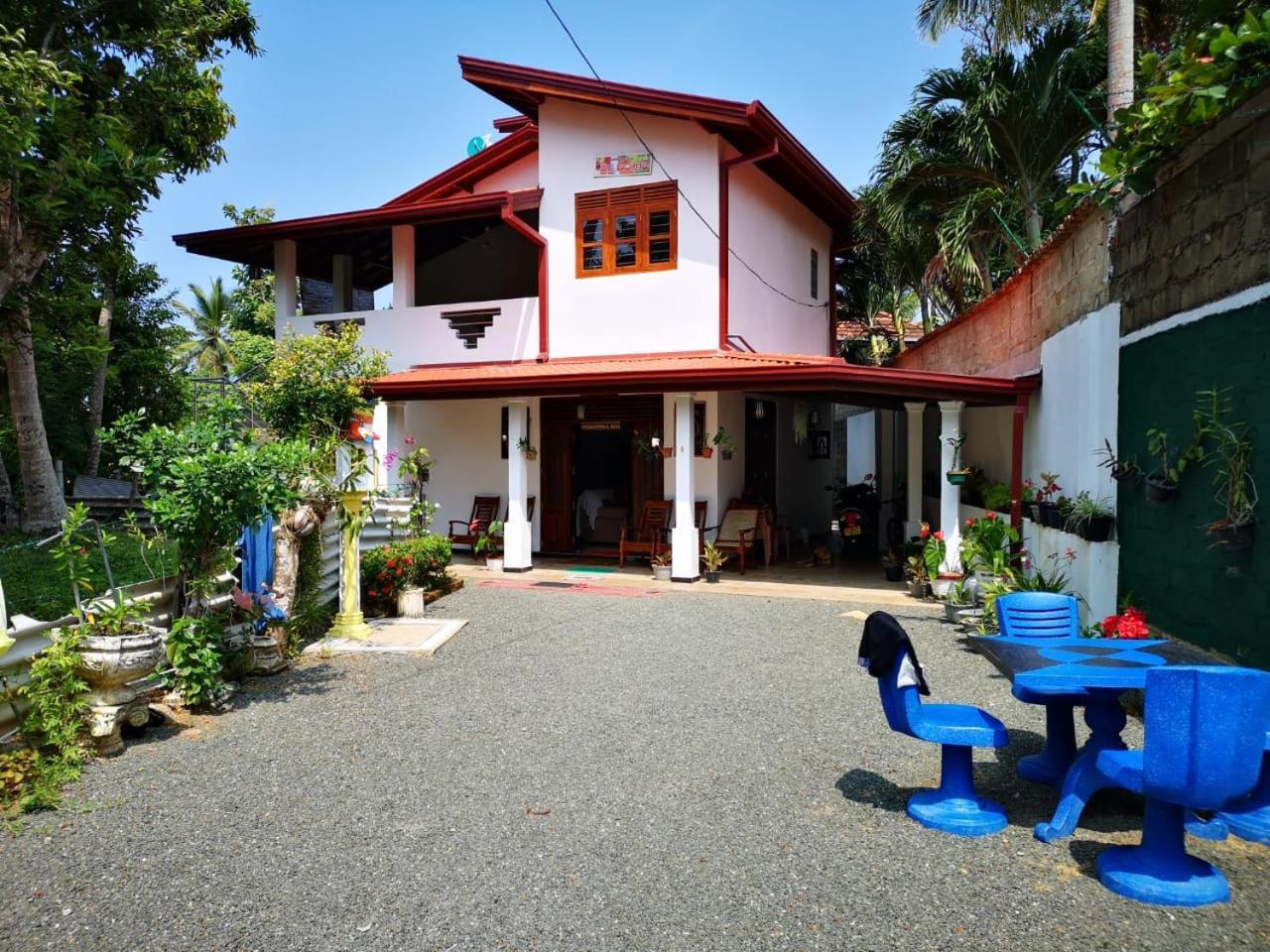Ayurveda Centrum Lawrence Hill Paradise Хикадува Екстериор снимка