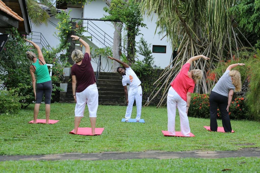 Ayurveda Centrum Lawrence Hill Paradise Хикадува Екстериор снимка